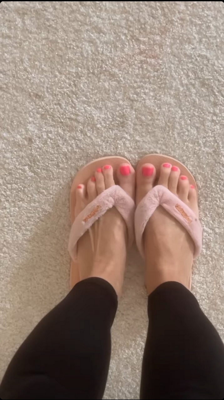 Daniela Katzenberger Feet